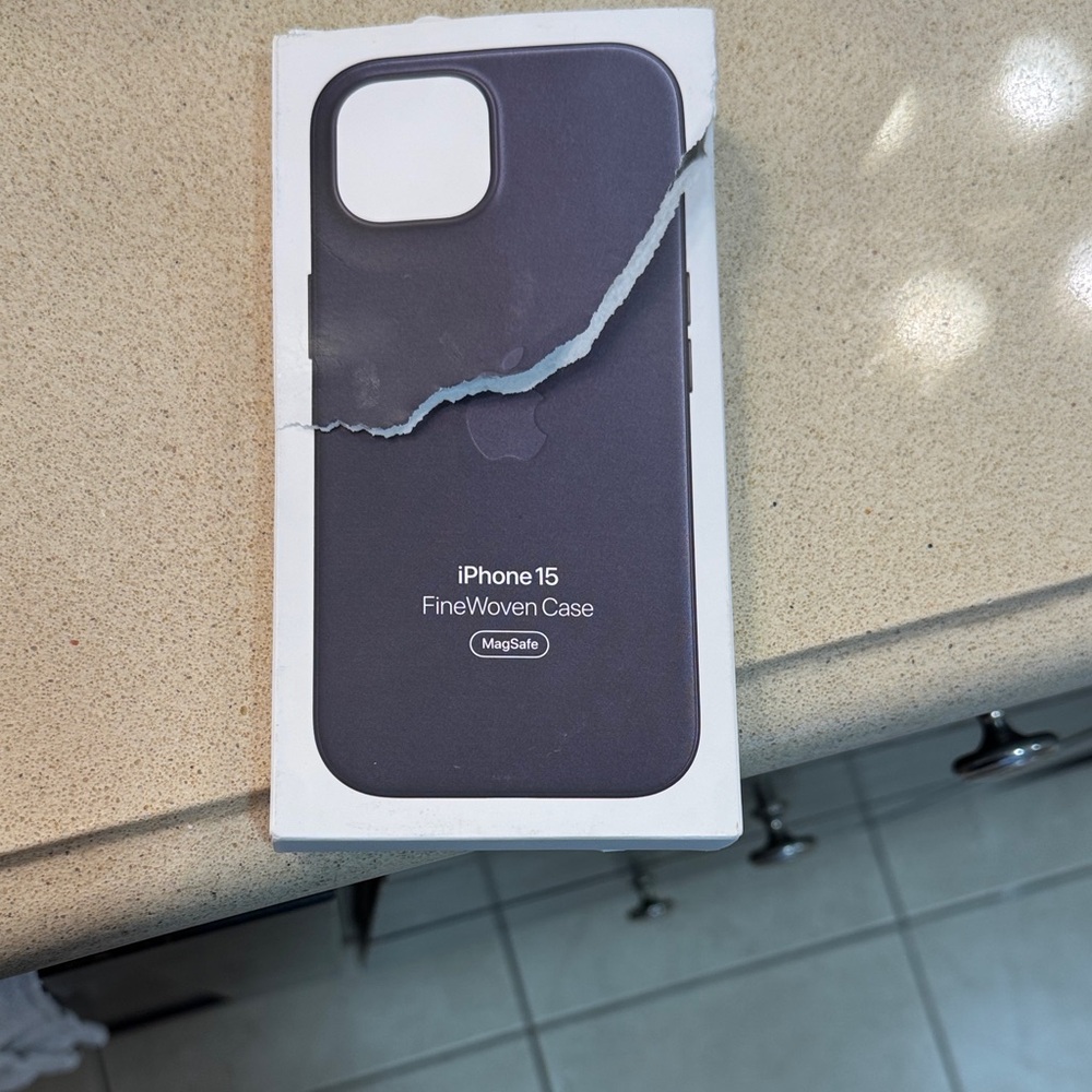 Apple iPhone 15 FineWoven Case - Dark Gray